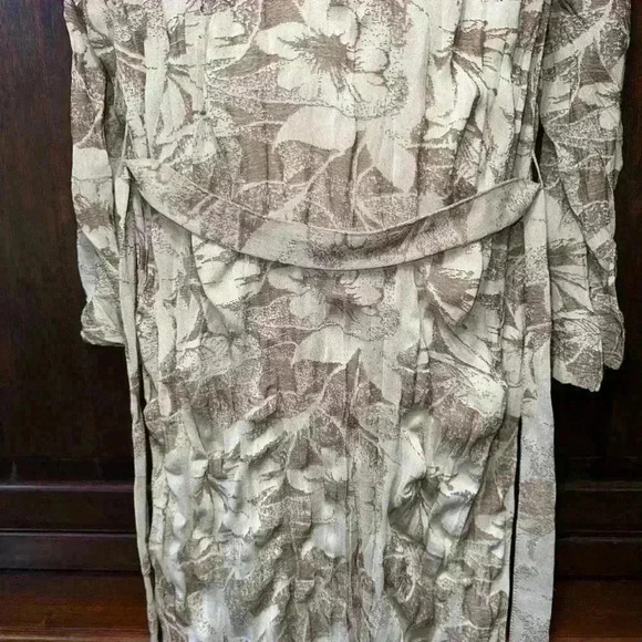 NWT! Zara Beige Floral Dress Size Small - Picture 4 of 16
